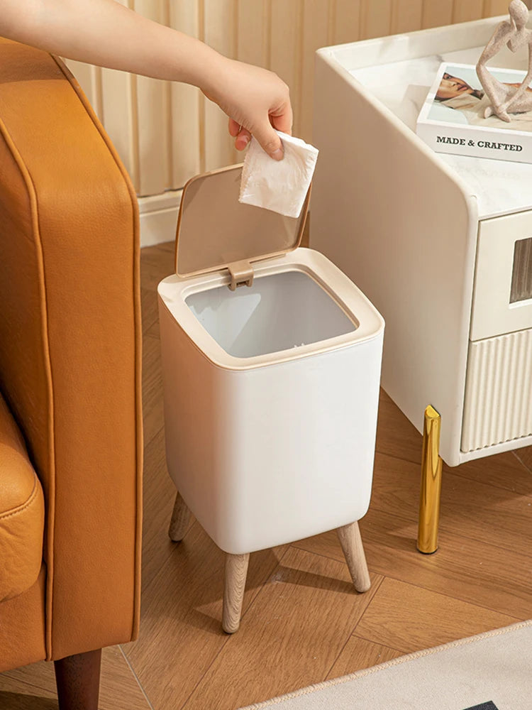Poubelle Nordique sur Pieds Bois – Design Moderne et Anti-Odeur