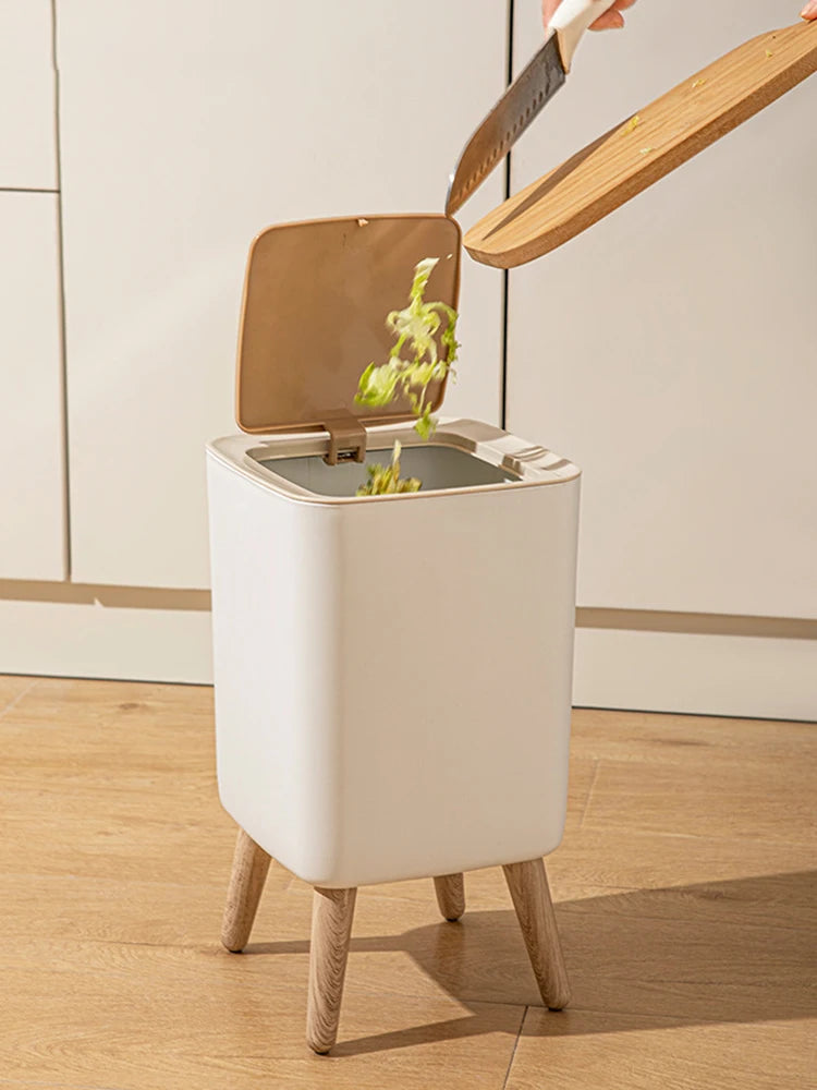 Poubelle Nordique sur Pieds Bois – Design Moderne et Anti-Odeur